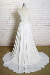 Latest Long A-line V-neck Lace Chiffon Wedding Dresses